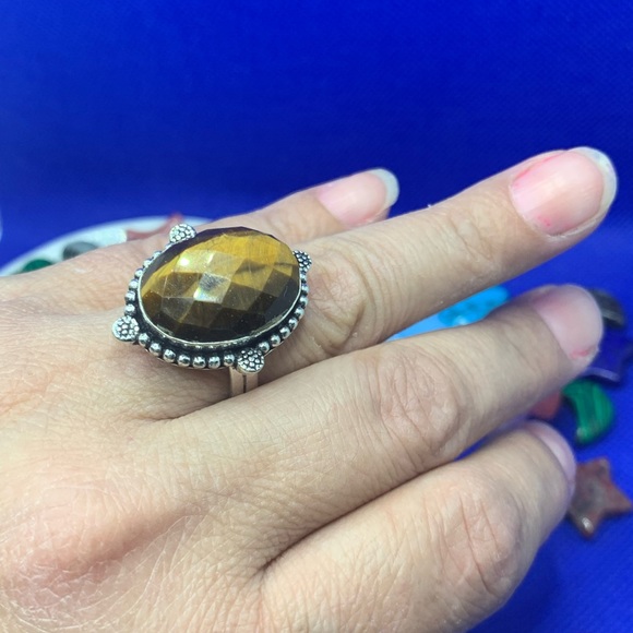 Stunning Faceted Tiger’s Eye Ring! .925 Sterling Silver Plated, Size 9.25 - Picture 9 of 9